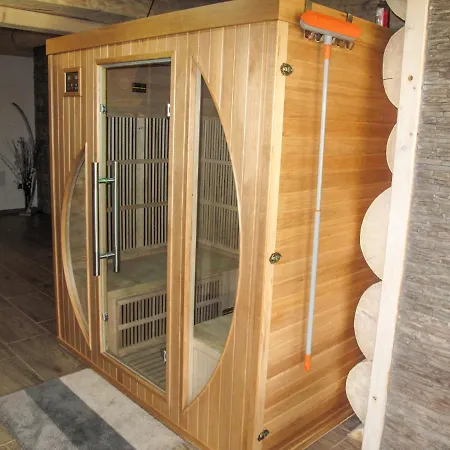 Chalet Srub Kuří Benesov nad Cernou